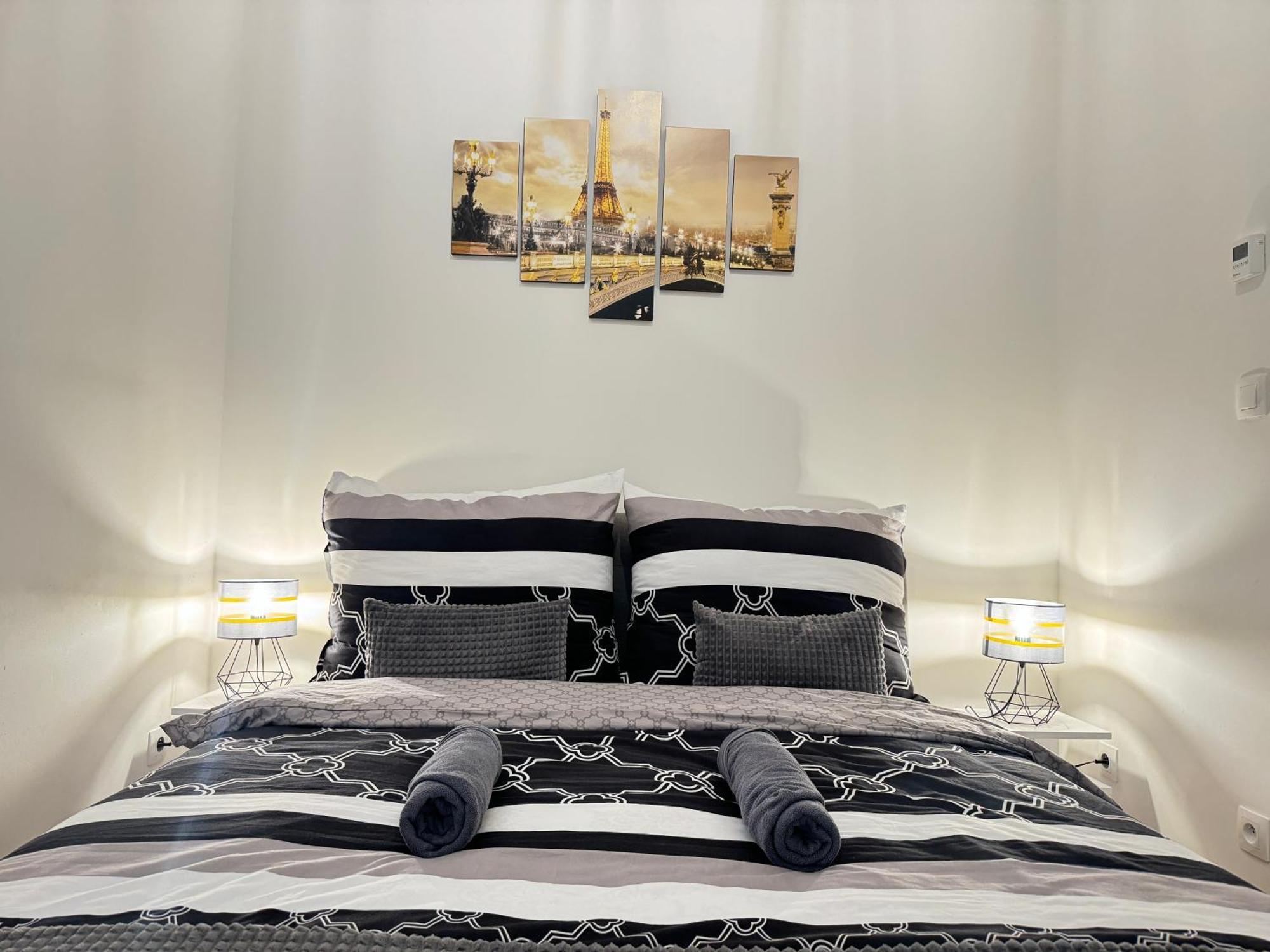 Free Parking - Cozy Apartment Near Vysehrad Railway Bridge Prague Luaran gambar