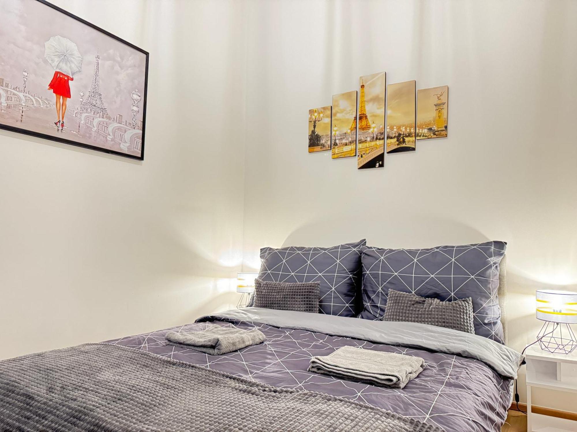 Free Parking - Cozy Apartment Near Vysehrad Railway Bridge Prague Luaran gambar
